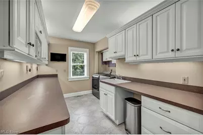 9773 Broadway Drive, Chagrin Falls, OH 44023 - Photo 38
