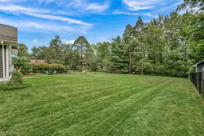 9773 Broadway Drive, Chagrin Falls, OH 44023 - Photo 44