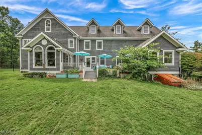 9773 Broadway Drive, Chagrin Falls, OH 44023 - Photo 2