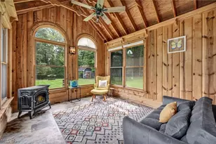 9773 Broadway Dr, Chagrin Falls, OH 44023 - Photo 34