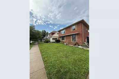 16727 Grovewood Avenue, Loveland, OH 44110 - Photo 2