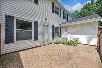 16 Surrey Court, Mentor, OH 44060 - Photo 6
