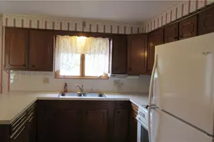 6841 Navarre Rd SW, Massillon, OH 44646 - Photo 12