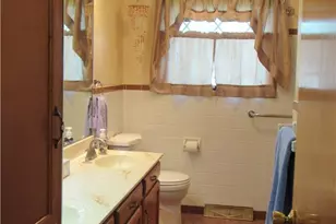 6841 Navarre Rd SW, Massillon, OH 44646 - Photo 14