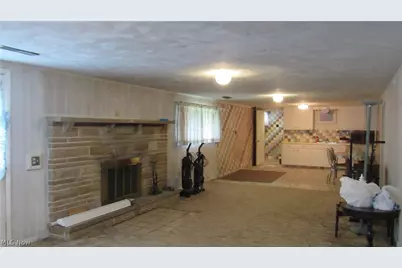 6841 Navarre Road SW, Massillon, OH 44646 - Photo 32