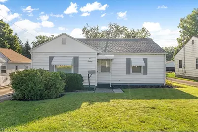 500 Carver Street NW, Massillon, OH 44647 - Photo 1