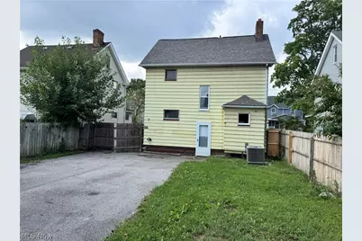 3059 W 111th Street, Loveland, OH 44111 - Photo 2