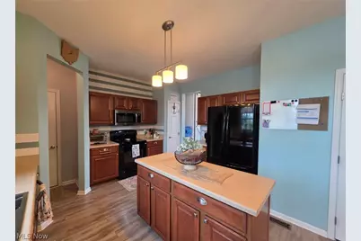 10065 Meadow Ridge Drive, Streetsboro, OH 44241 - Photo 8