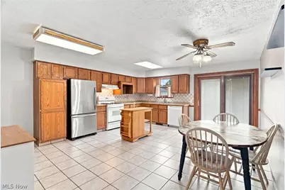 1613 Country Club Avenue, Youngstown, OH 44514 - Photo 6