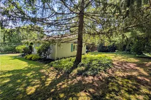 11650 Chestnutdale Rd, Chardon, OH 44024 - Photo 4