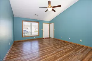 1078 Mindy Ln, Wooster, OH 44691 - Photo 2