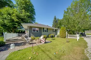 4884 Francis St, Geneva on the Lake, OH 44041 - Photo 6