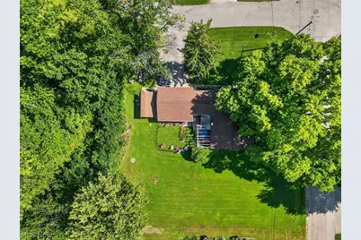 306 Everett Street, Grand River, OH 44045 - Photo 4