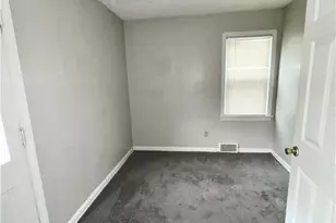 17015 Glendale Ave, Loveland, OH 44128 - Photo 12