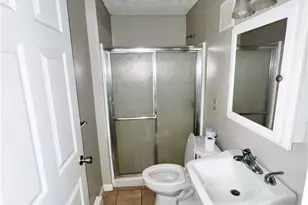 17015 Glendale Ave, Loveland, OH 44128 - Photo 14