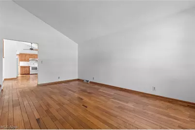 1532 Ellesmere Avenue NW, North Canton, OH 44720 - Photo 10
