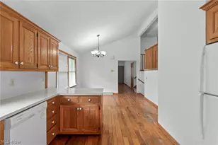 1532 Ellesmere Ave NW, North Canton, OH 44720 - Photo 12