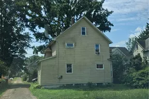 925 Wilson Pl NW, Canton, OH 44703 - Photo 4