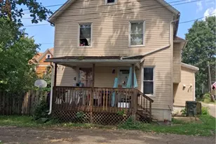925 Wilson Pl NW, Canton, OH 44703 - Photo 1