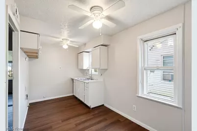 18614 Homeway Road, Loveland, OH 44135 - Photo 6