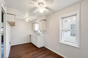 18614 Homeway Rd, Loveland, OH 44135 - Photo 6