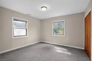 1112 Danforth Rd, Akron, OH 44312 - Photo 12