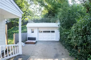 1217 Gorge Blvd, Akron, OH 44310 - Photo 24