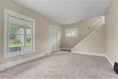 944 Redfern Avenue, Akron, OH 44314 - Photo 4