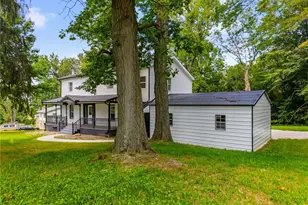 6097 Reno Dr, Louisville, OH 44641 - Photo 4