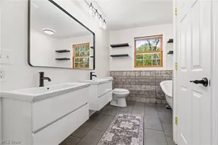 6097 Reno Dr, Louisville, OH 44641 - Photo 24