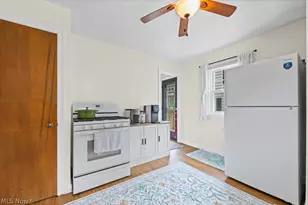 2606 Shunk Ave, Alliance, OH 44601 - Photo 6