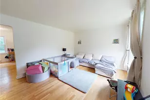 5972 Crossview Rd, Green Hills, OH 44131 - Photo 2