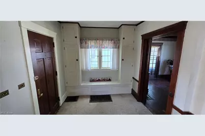 1518 Middle Avenue, Elyria, OH 44035 - Photo 12