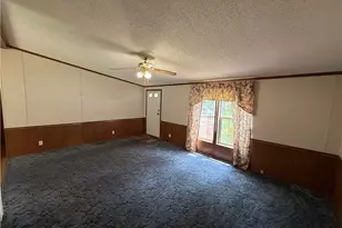 316 Cherie Ave, Richmond, OH 43944 - Photo 6