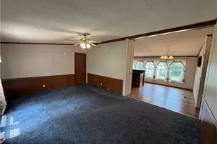 316 Cherie Ave, Richmond, OH 43944 - Photo 4