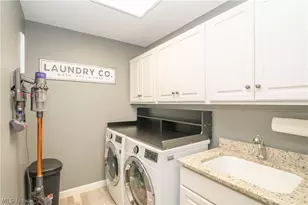 760 Radcliffe Pass, Columbiana, OH 44408 - Photo 34