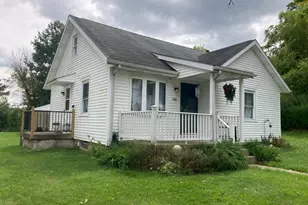 209 Grandview St, Scio, OH 43988 - Photo 2