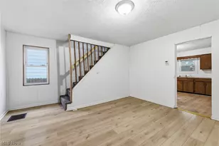 229 E 1st St, Mansfield, OH 44902 - Photo 2