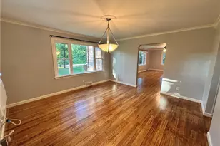 7688 Calvin Rd, Ravenna, OH 44266 - Photo 10