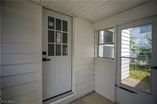 2651 21st St, Cuyahoga Falls, OH 44223 - Photo 4