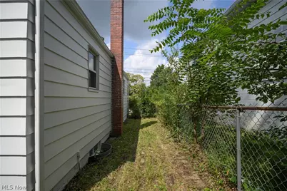 2651 21st Street, Cuyahoga Falls, OH 44223 - Photo 24