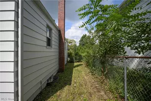 2651 21st St, Cuyahoga Falls, OH 44223 - Photo 24