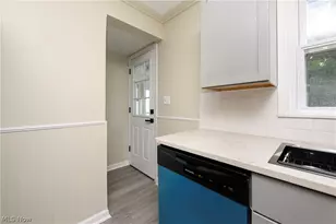 2651 21st St, Cuyahoga Falls, OH 44223 - Photo 10