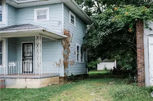 449 Parker St, Mansfield, OH 44906 - Photo 2