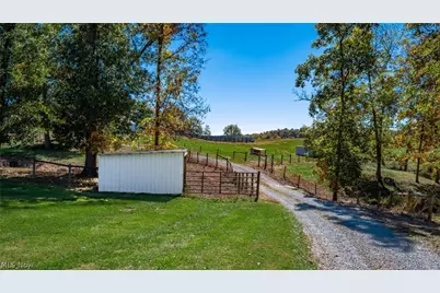 5700 Old Coopermill Road, Zanesville, OH 43701 - Photo 40