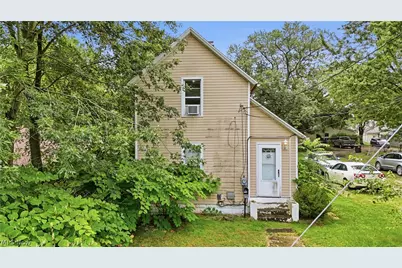 1116 McIntosh Avenue, Akron, OH 44314 - Photo 1
