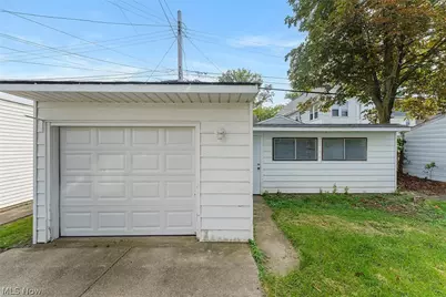 18206 Harland Avenue, Loveland, OH 44119 - Photo 24