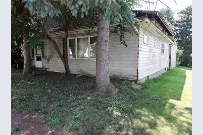 210 Union Avenue, Dover, OH 44622 - Photo 2