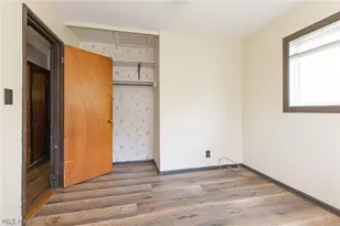 1687 Delia Ave, Akron, OH 44320 - Photo 18