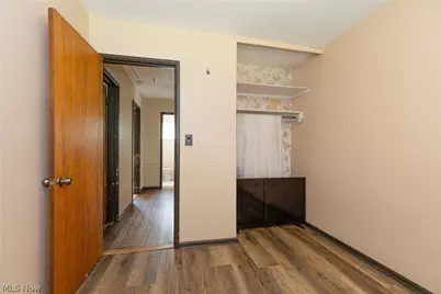 1687 Delia Avenue, Akron, OH 44320 - Photo 20